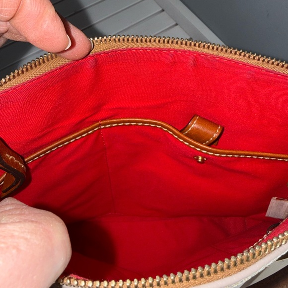 Dooney & Bourke Pebble Grain Gray / Taupe Shoulder Bag EUC - Picture 7 of 10